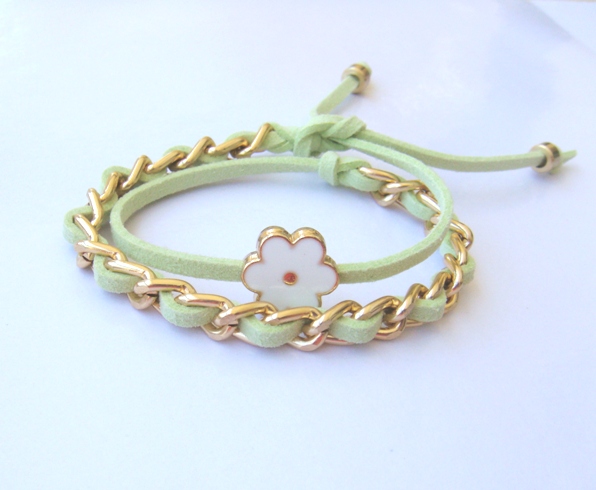Gold Chain Double Wrap Daisy Bracelet In Lime Green